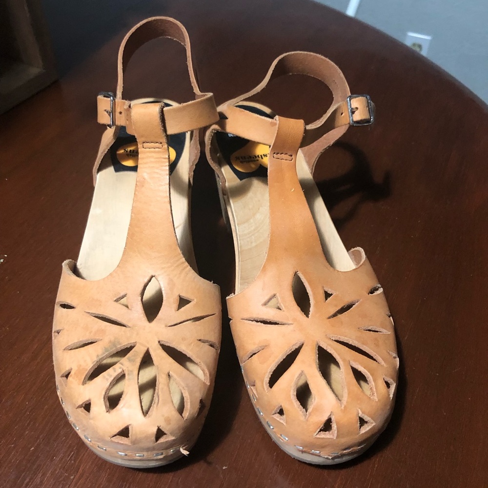 Swedish Hasbeens wooden clog size 39